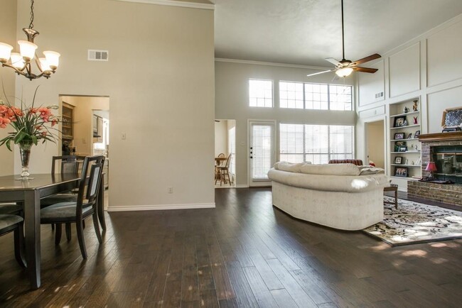 Building Photo - 2045 Greenstone Trail