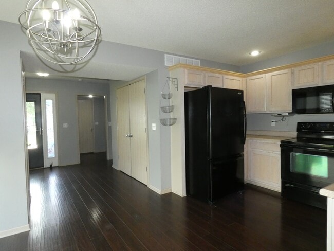 Foto del edificio - 4454 NE 83rd Terrace