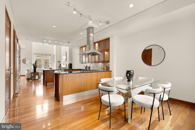 Foto del edificio - 1324 Q St NW