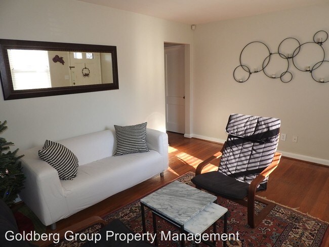 Foto del edificio - 9608 Evergreen St
