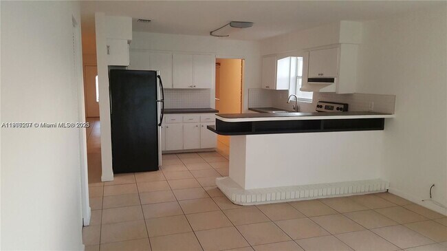 Foto del edificio - 3689 NW 14th St