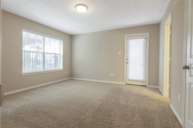 Foto del edificio - 908 W 26th St