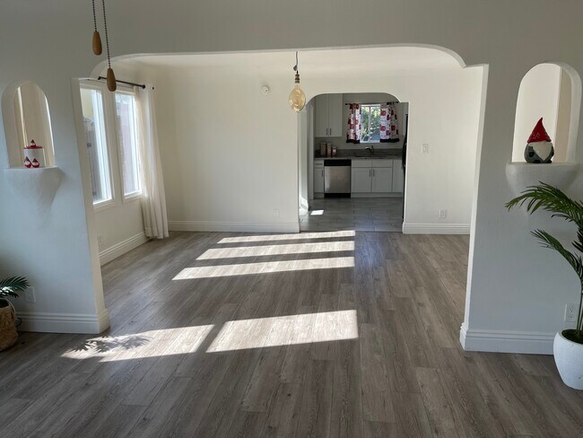 Living Room - 7501 La Salle Ave