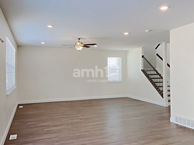 Building Photo - 2445 E Wild Horse Way