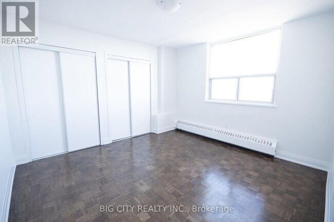 Building Photo - 1000 Broadview Ave