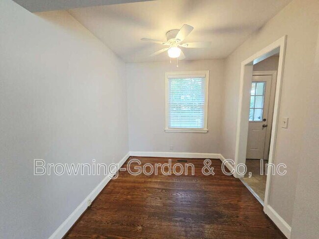 Building Photo - 3611 A Mayflower Pl