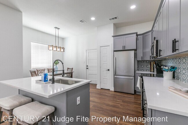 Foto del edificio - 3 br, 2 bath House - 225 Cherokee Shores D...
