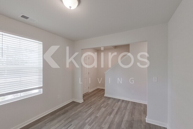 Foto del edificio - 2551 Myatt St SE