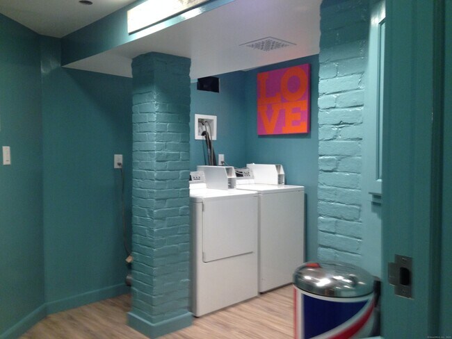 Foto del edificio - 134-138 Washington Ave