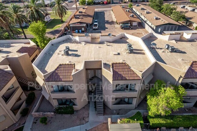 Building Photo - 2228 N 52nd St