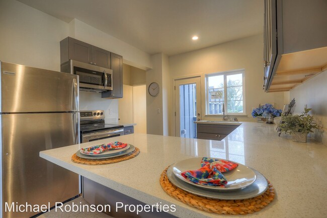 Foto del edificio - 4108-4110 108th St SW