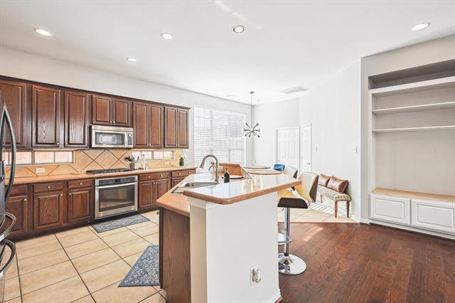 Foto del edificio - 6365 Double Creek Rd