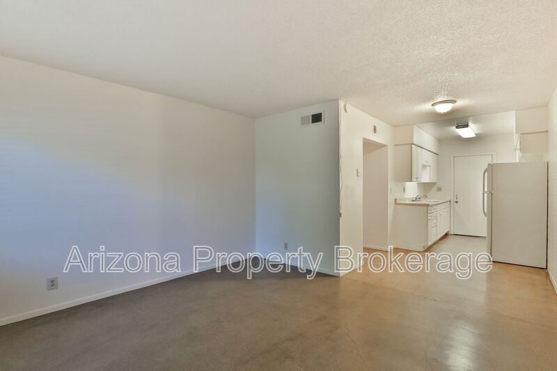 2408 W Morten Ave Unit 2, Phoenix, AZ 85021 Condo for Rent in