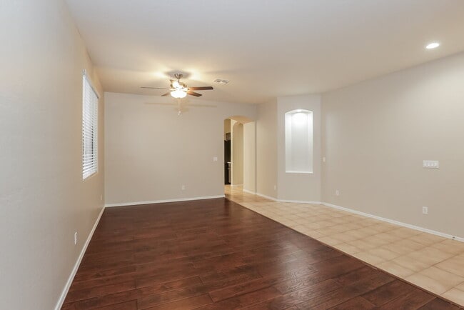 Building Photo - 6842 S 26th Pl