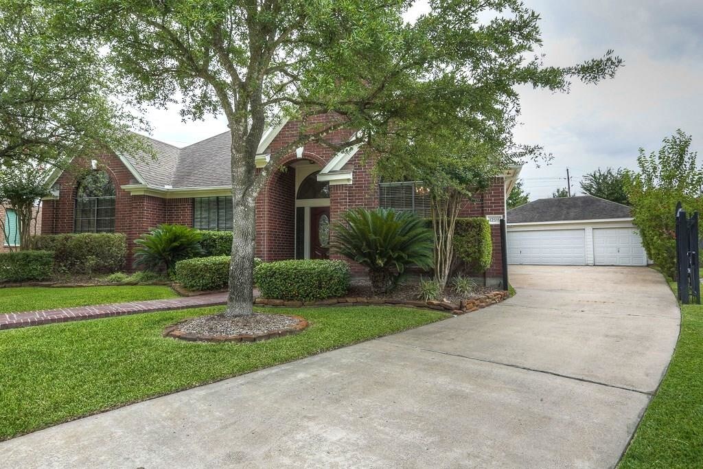 Primary Photo - 12511 Grove Hollow Ct