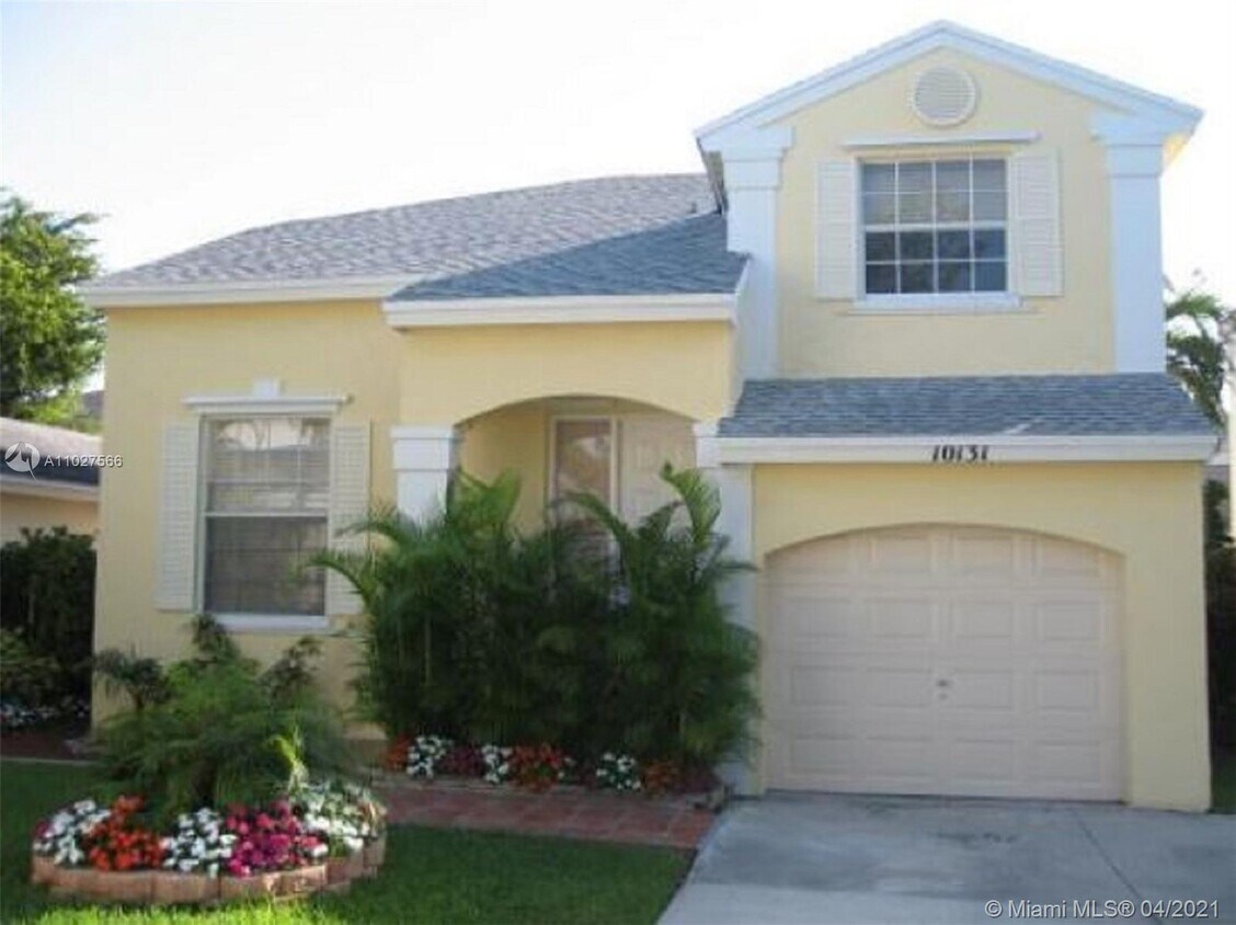 10131 SW 118th Ct, Miami, FL 33186 House for Rent in Miami, FL