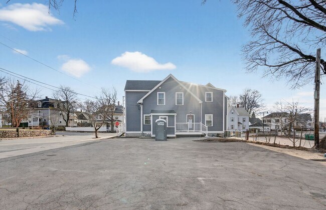 Foto del edificio - 371 Cabot St