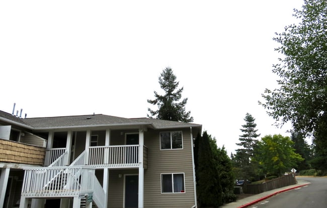Building Photo - Ideal 1 Bed 1 Bath Lynnwood Condo with W/D In-Unit!