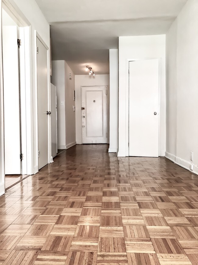 Foto del edificio - 227 W 22nd St