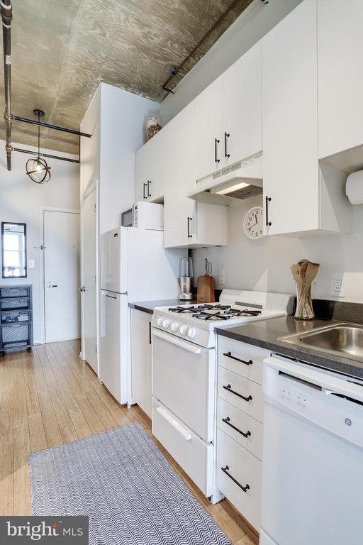 Foto del edificio - 1300 N St NW