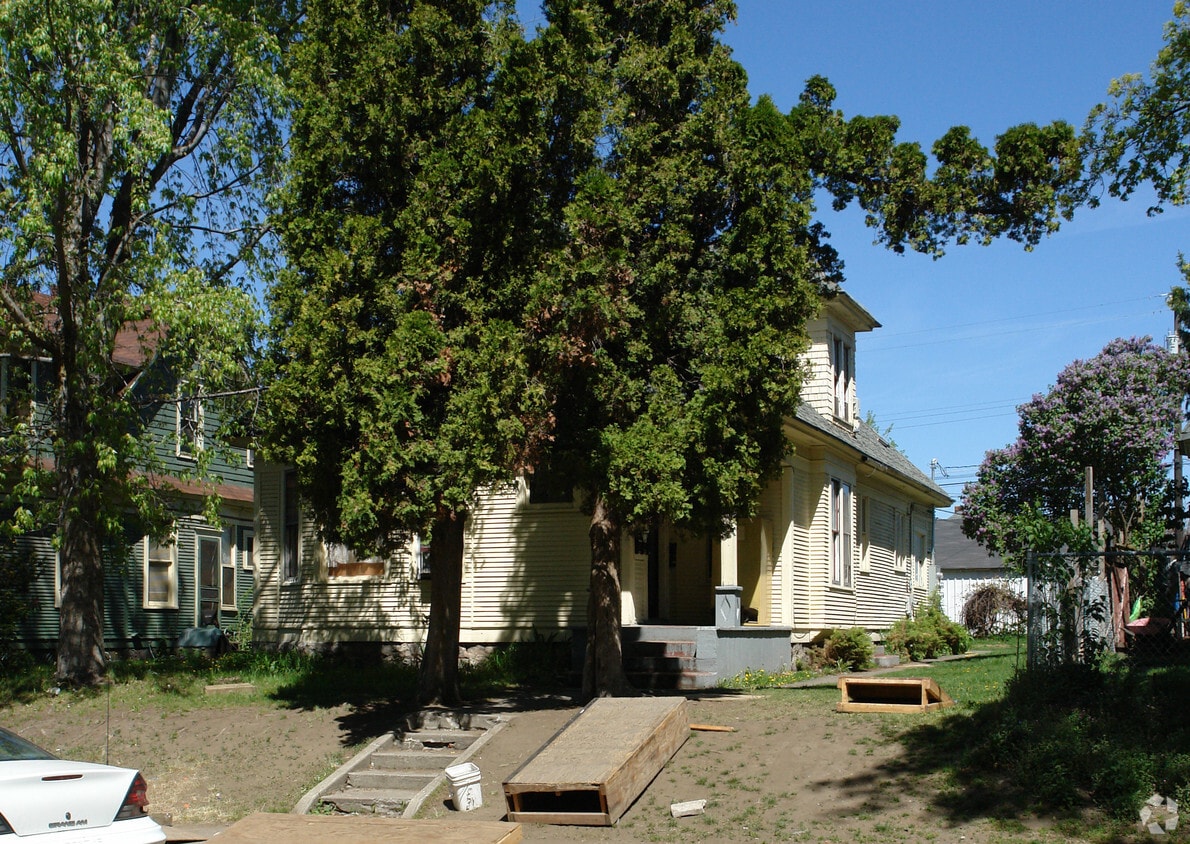 Foto principal - 1024 W Augusta Ave