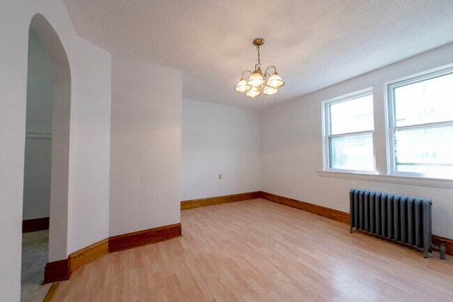 Foto del edificio - 2507 N Sawyer Ave