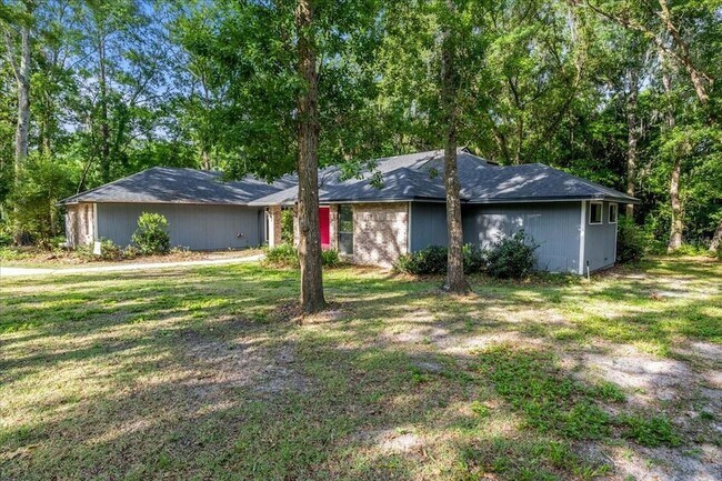 Foto del edificio - 1326 NW 57th St