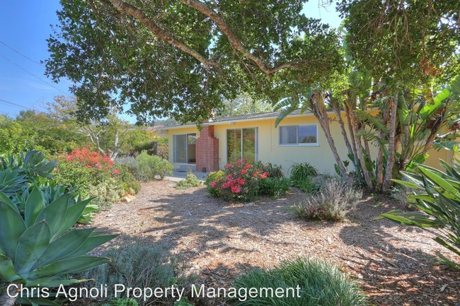 Building Photo - 3 br, 2 bath House - 2622 Hacienda Way