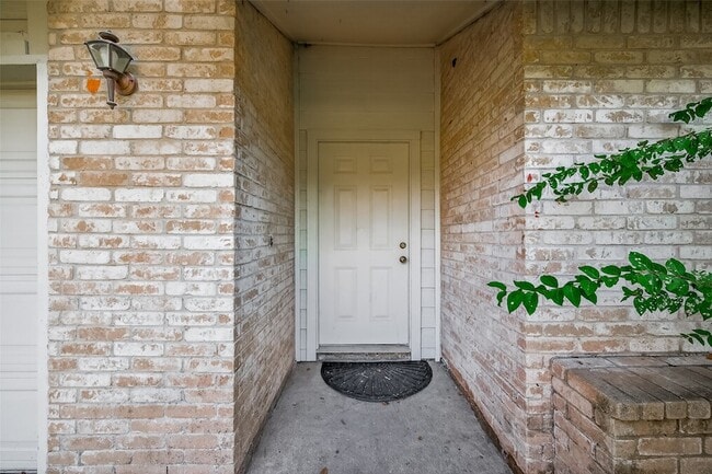 Photo - 7711 Del Glen Ln House