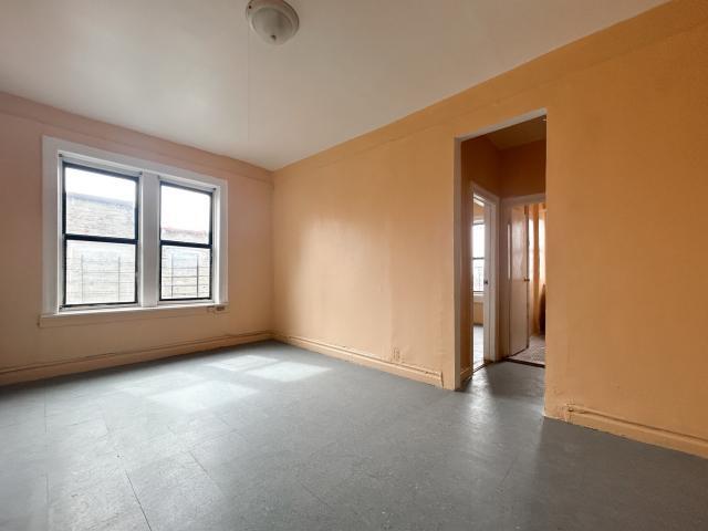 Foto principal - 0 bedroom in New York NY 10472