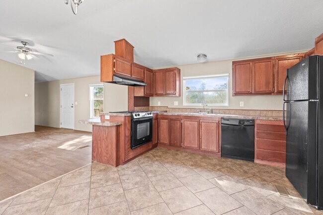 Foto del edificio - 15704 Country Way