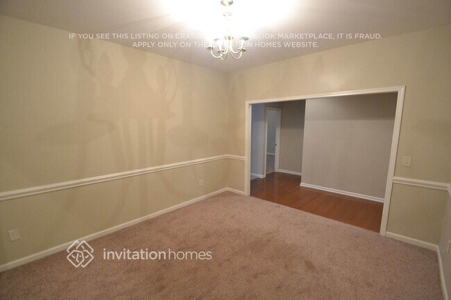 Foto del edificio - 8728 Hazelcroft Ln