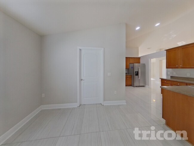 Foto del edificio - 9627 Jaybird Ln
