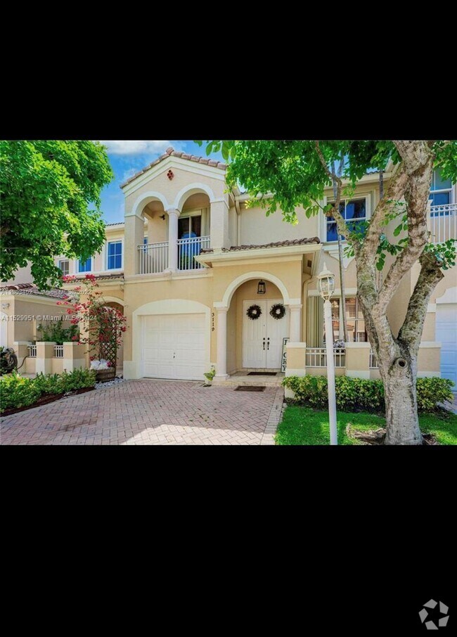 Costa Verde Apartments for Rent with Extra Storage Doral, FL 1