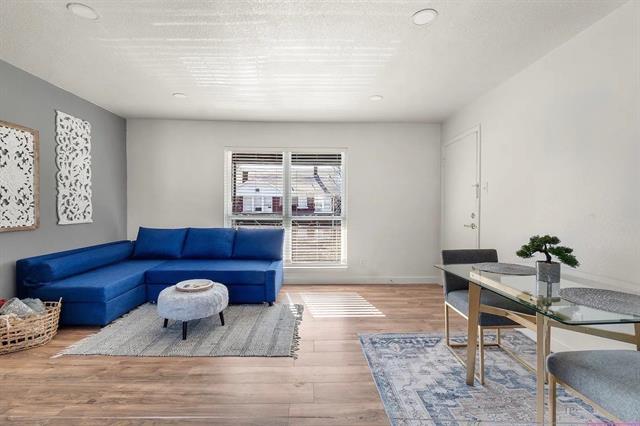 Foto del edificio - 4811 Live Oak St