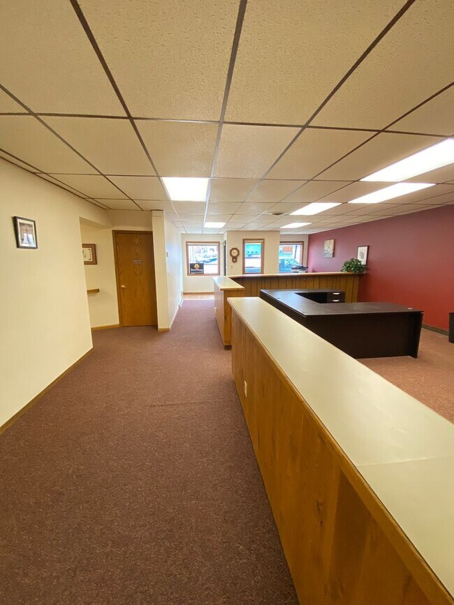 Foto del edificio - 118/120 E Huron