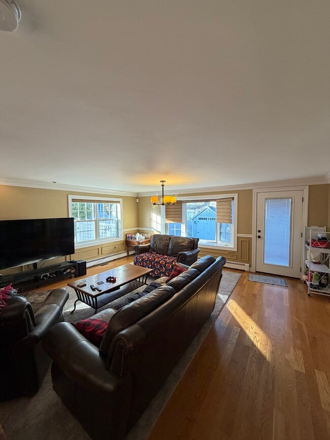 Building Photo - 100 Kimball Rd