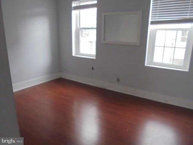 Foto del edificio - 532 S 4th St