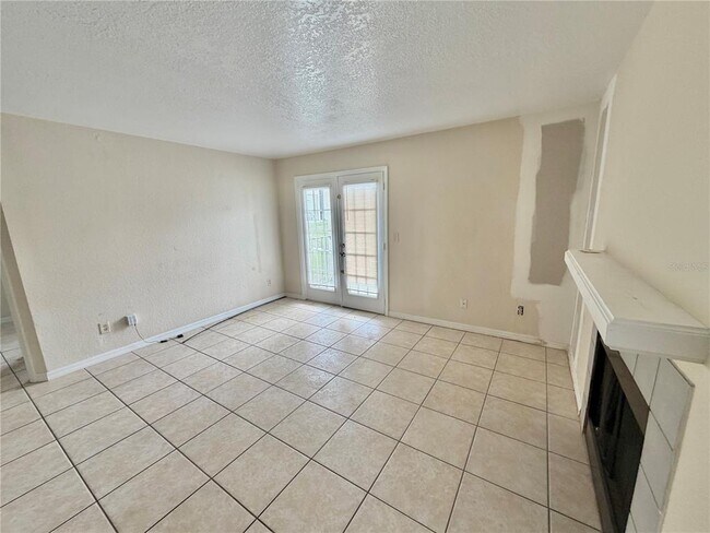 Foto del edificio - 2550 N Alafaya Trail