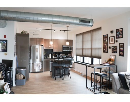 Foto del edificio - 944 Dorchester Ave