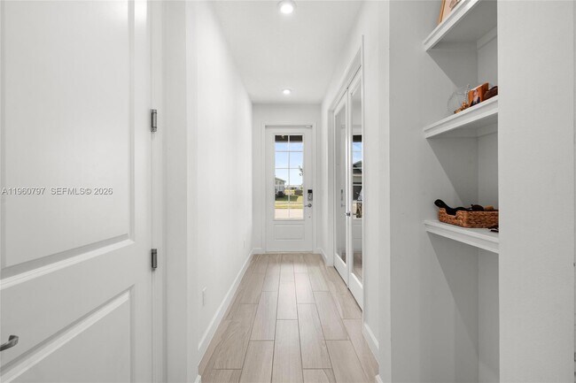 Foto del edificio - 13461 SW Bally Dr