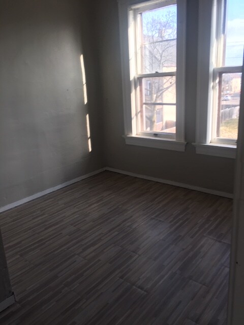 Foto del edificio - 2365 S 7th St