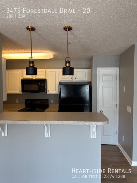 Foto del edificio - 3475 Forestdale Dr