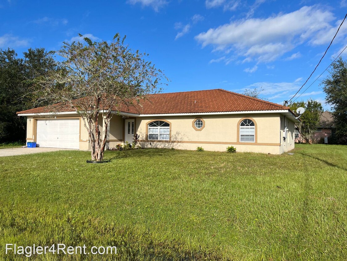 4 Br 3 Bath House 9 Big Bear Lane House Rental In Palm Coast Fl