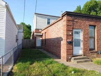 Building Photo - 2520 Duncan St