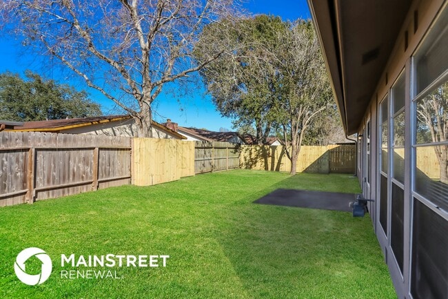 Building Photo - 5626 Greenhill Forest Dr