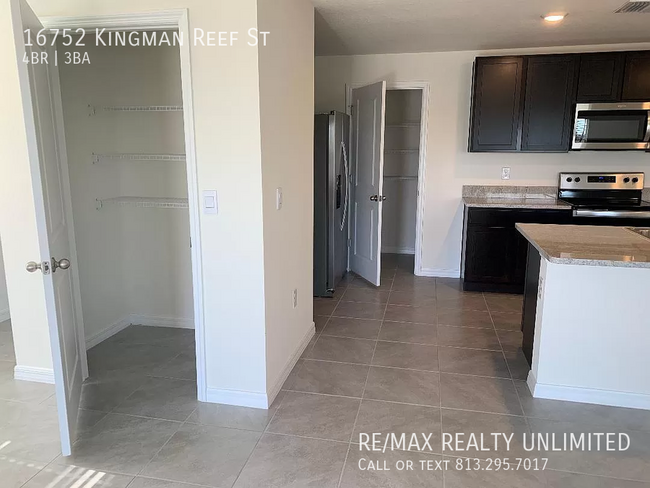 Building Photo - 16752 Kingman Reef St Wimauma FL 33598