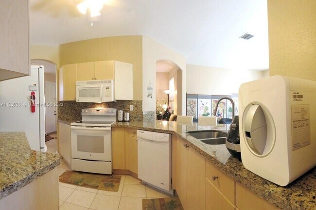 Foto del edificio - 12388 SW 125th St
