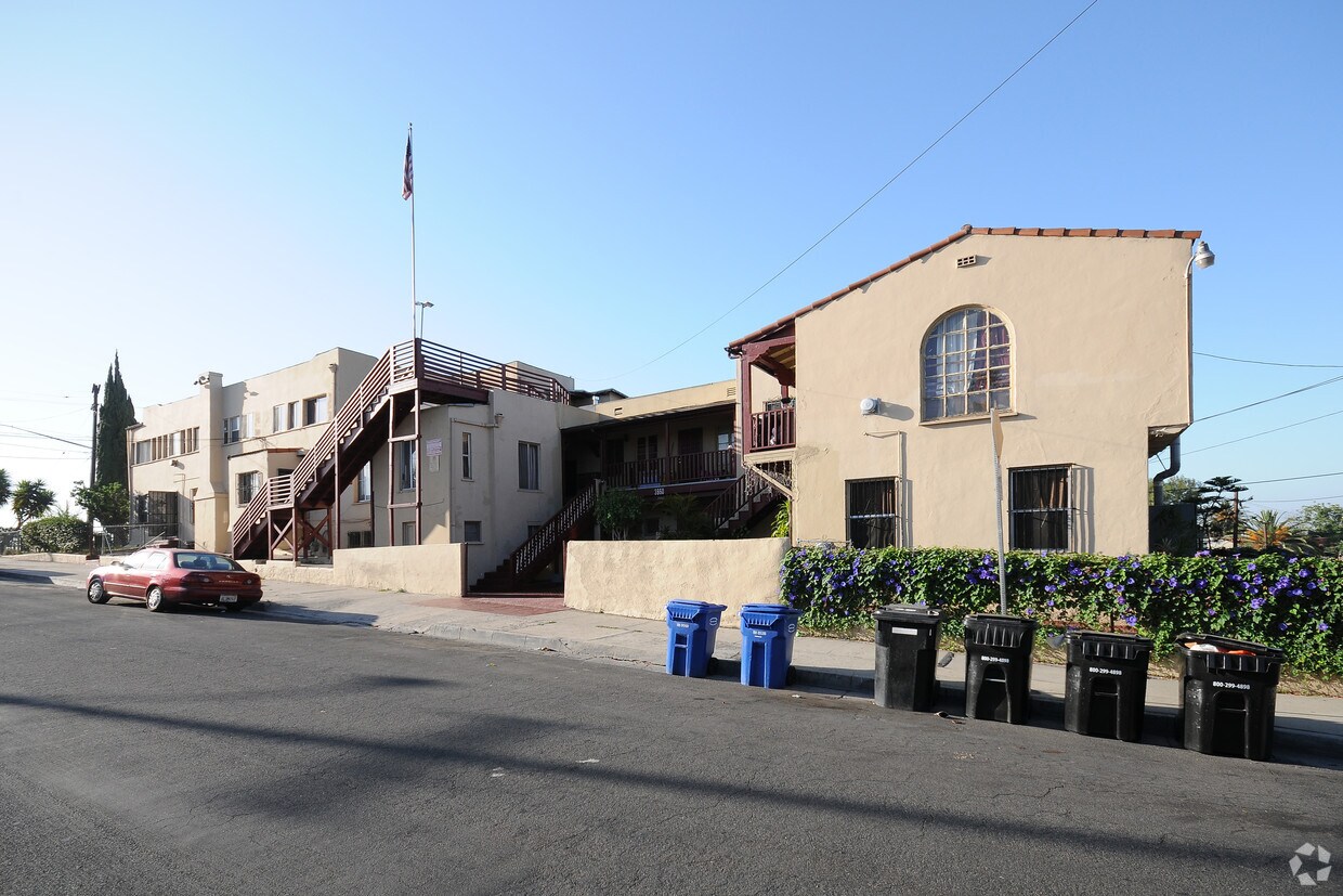 Foto principal - 3860 Eagle St