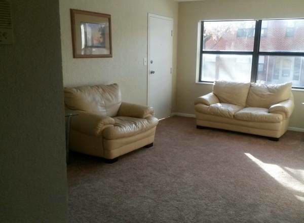 Foto del edificio - 1224 E 89th St